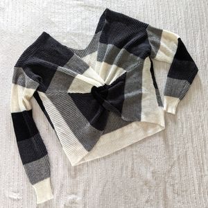 Color Block Twisted Knot Front Knit Sweater